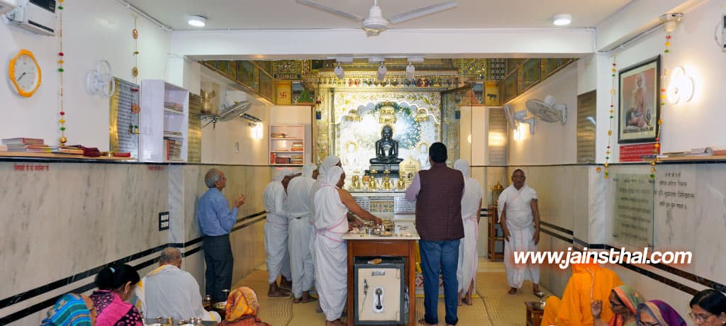 Munisuvratnath Mandir Sec 15 Gurugram