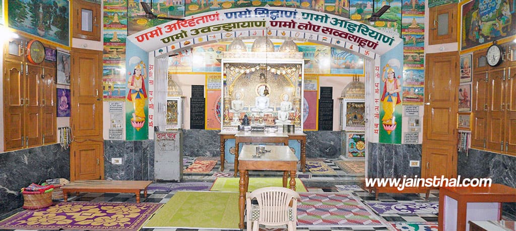 Safido Digambar Jain Mandir
