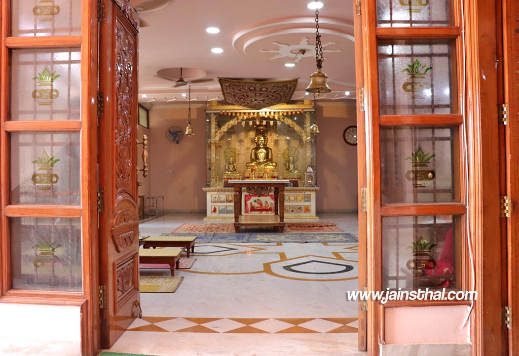 -shree--bhagwan-mahavir-digambar-jain-lal-mandir-.jpg