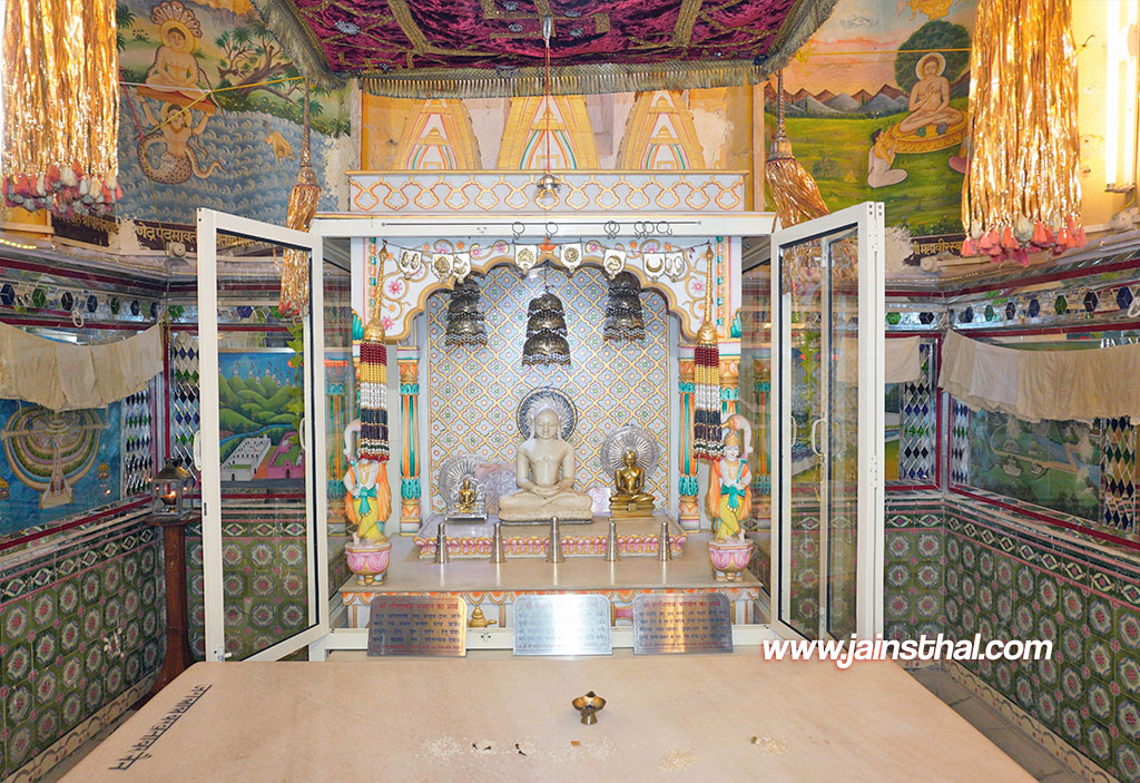 -bhatgaon-digambar-jain-mandir-.jpg