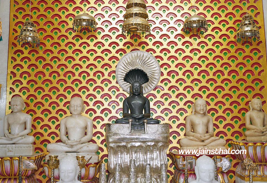 -palwal-digambar-jain-mandir-.jpg