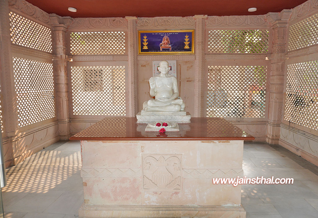 -shikhopur-sidhant-tirth-kshetra-.jpg