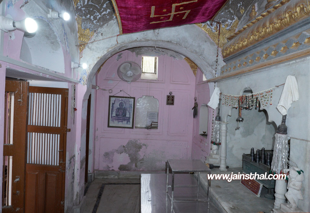 -parshvanath-jain-mandir-mandikhera-.jpg