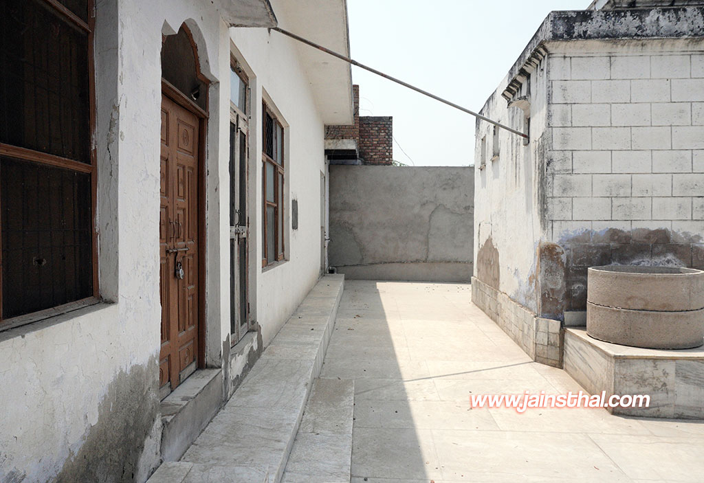 -parshvanath-jain-mandir-mandikhera-.jpg