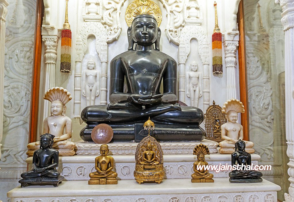 -vaidwara-digambar-jain-temple-.jpg