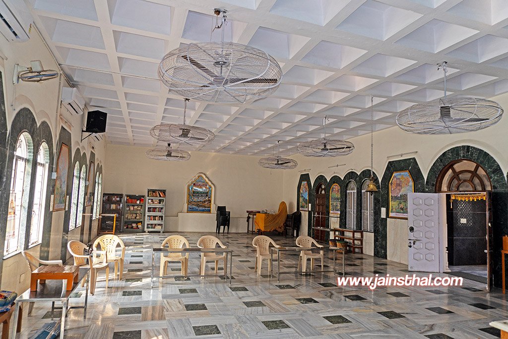 -janakpuri-jain-mandir-.jpg -janakpuri-jain-mandir-.jpg