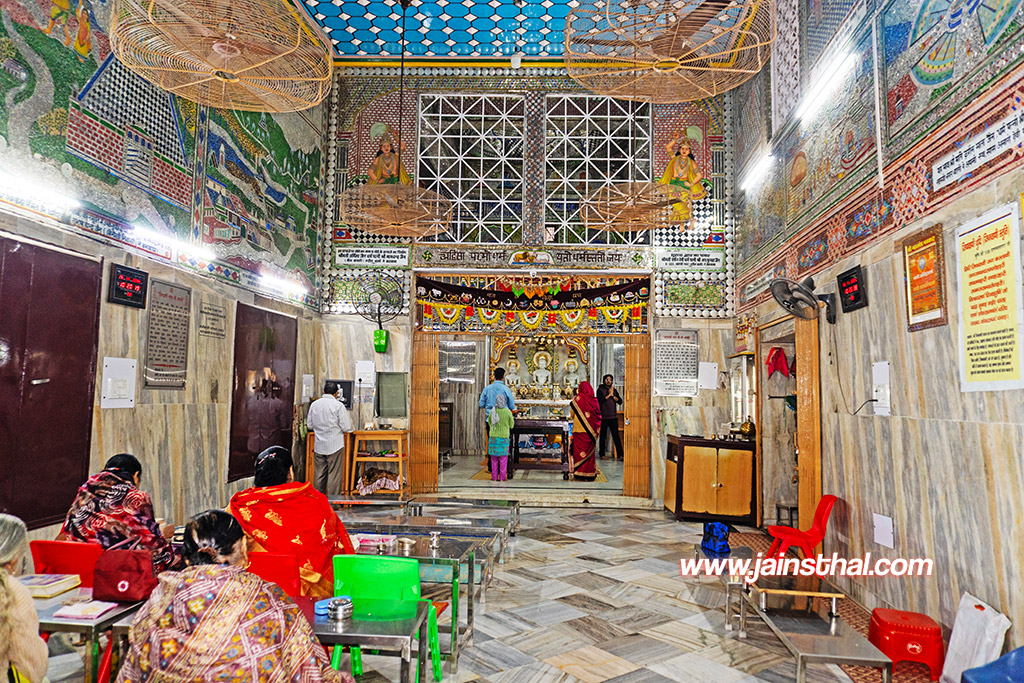 -shastri-nagar-jain-mandir-.jpg