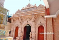 -shree--parshavnath-digambar-jain-atishay-kshetra-jalalabad-.jpg