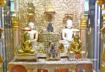 -shree--parshavnath-digambar-jain-atishay-kshetra-jalalabad-.jpg