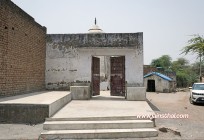 -parshvanath-jain-mandir-mandikhera-.jpg
