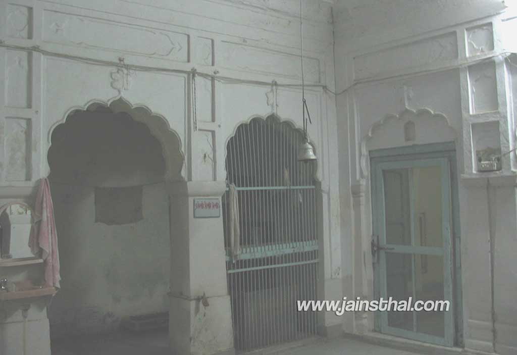 -buria-jain-mandir-old-hall-.jpg