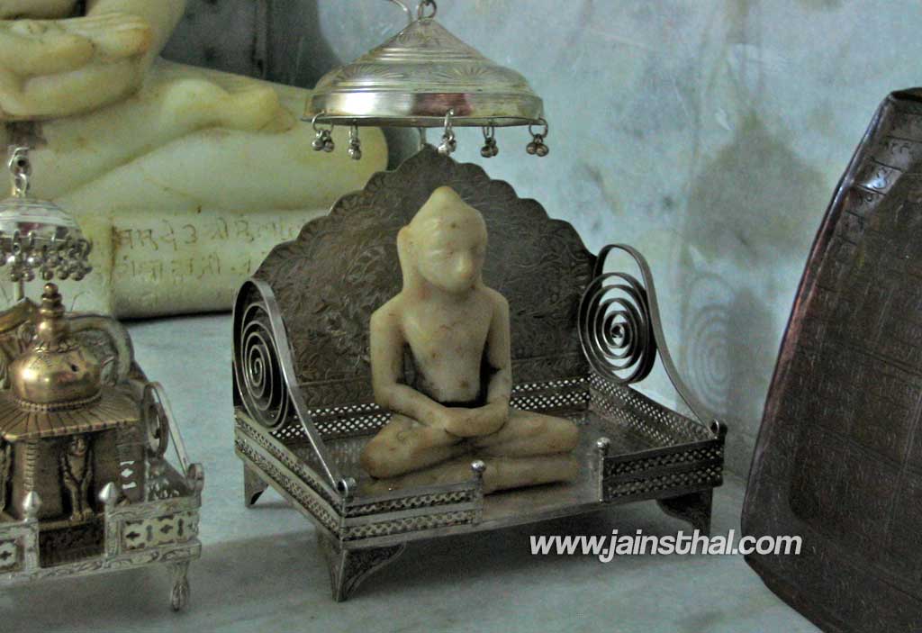 -buria-jain-mandir-stolen-pratima-.jpg
