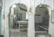 -buria-jain-mandir-old-hall-.jpg