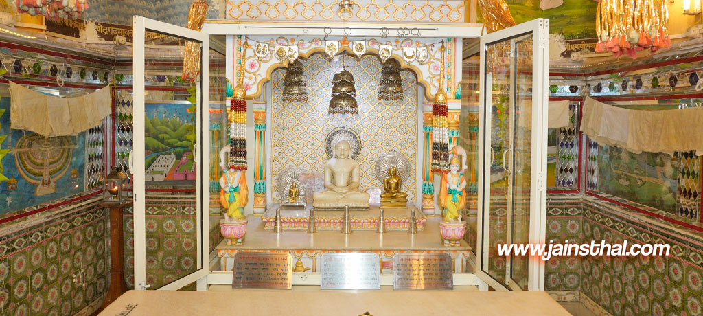 -bhatgaon-digambar-jain-mandir-.jpg -bhatgaon-digambar-jain-mandir-.jpg